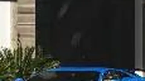 孤岛古堡惊现生死谜局，《即兴谋杀》悬疑大戏10月31日上映