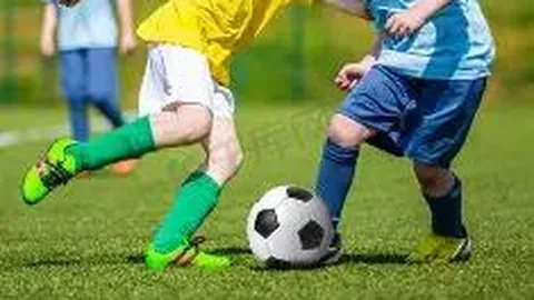 篮球赛墙壁撞击事故致瘫痪，场馆设施问题引关注？